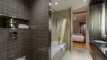 Emporium Suites By Chatrium
