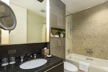 Emporium Suites By Chatrium