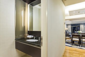 Emporium Suites By Chatrium