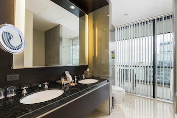 Emporium Suites By Chatrium