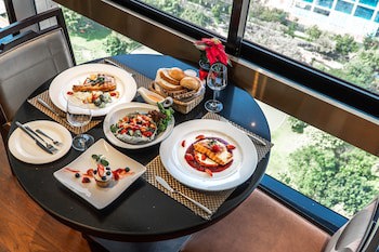 Emporium Suites By Chatrium