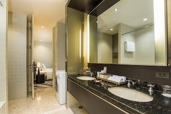 Emporium Suites By Chatrium