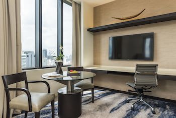 Emporium Suites By Chatrium