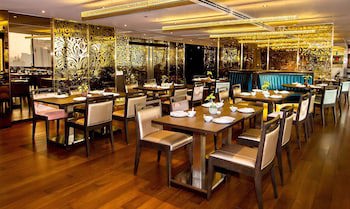 Emporium Suites By Chatrium