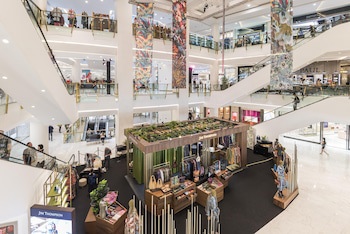 Emporium Suites By Chatrium