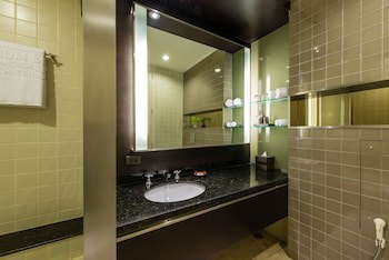 Emporium Suites By Chatrium