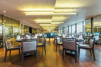 Emporium Suites By Chatrium