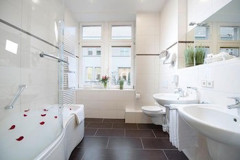 Hotel Schweizer Hof fotoğrafı