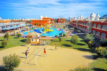 Pickalbatros Alf Leila Wa Leila Resort - Neverland Hurghada fotoğrafı