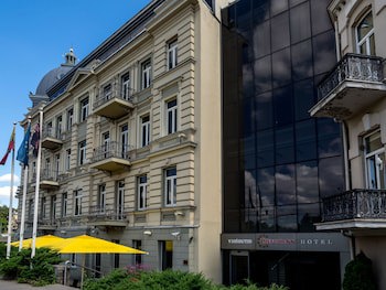 Congress Hotel