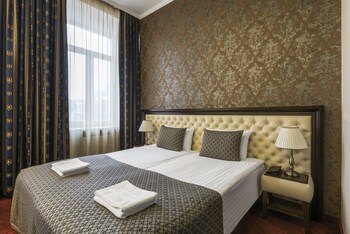 Congress Hotel