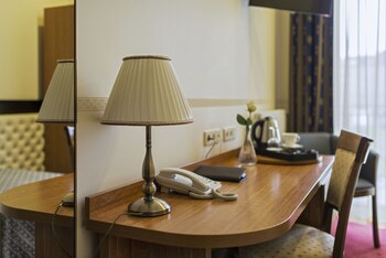 Congress Hotel
