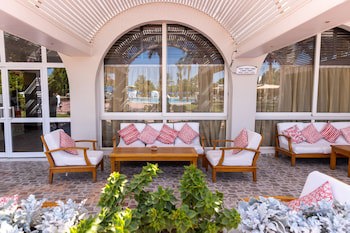 Desert Rose Resort