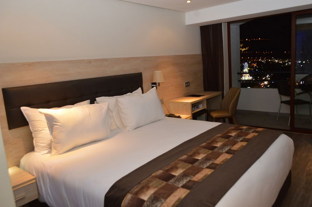 Anezi Tower Hotel