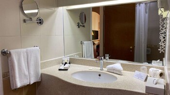 Golden Tulip Nizwa Hotel