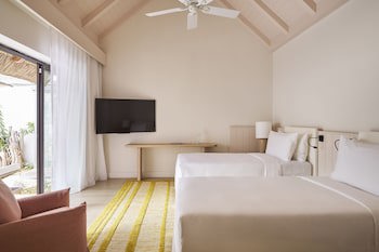 Lux Belle Mare