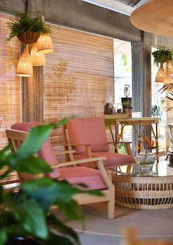 Veranda Grand Baie Hotel & Spa