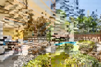 Columbia Beach Resort