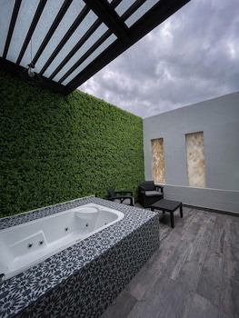 Fato Hotel