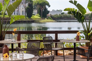 Domes Lake Algarve, Autograph Collection