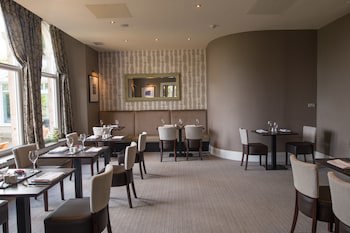 Rosslea Hall Hotel