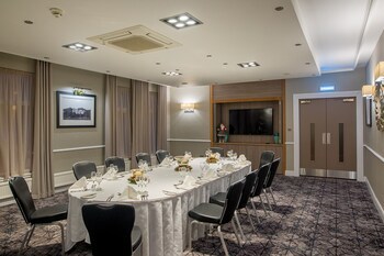 Rosslea Hall Hotel