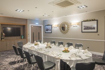 Rosslea Hall Hotel