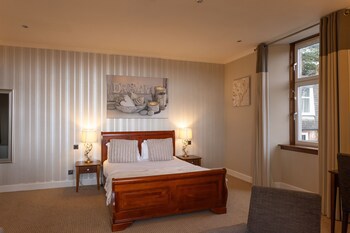 Rosslea Hall Hotel