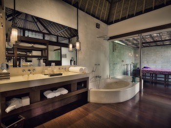 Hanging Gardens Of Bali