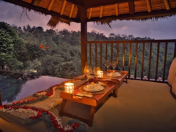 Hanging Gardens Of Bali