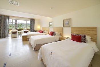 Chateau Beach Resort