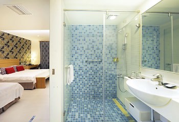 Chateau Beach Resort
