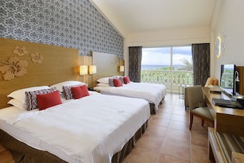 Chateau Beach Resort