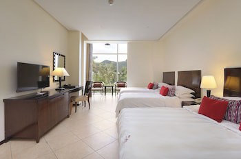 Chateau Beach Resort