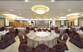 Chateau Beach Resort