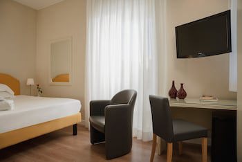 National Hotel fotoğrafı