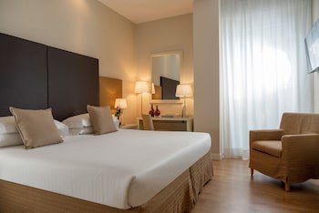 National Hotel fotoğrafı