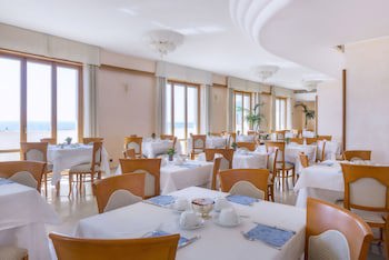 Astura Palace Hotel galeri fotoğrafı