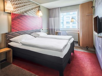 B&B HOTEL Frankfurt-Messe galeri fotoğrafı