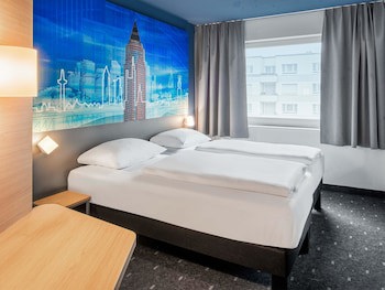 B&B HOTEL Frankfurt-Messe galeri fotoğrafı
