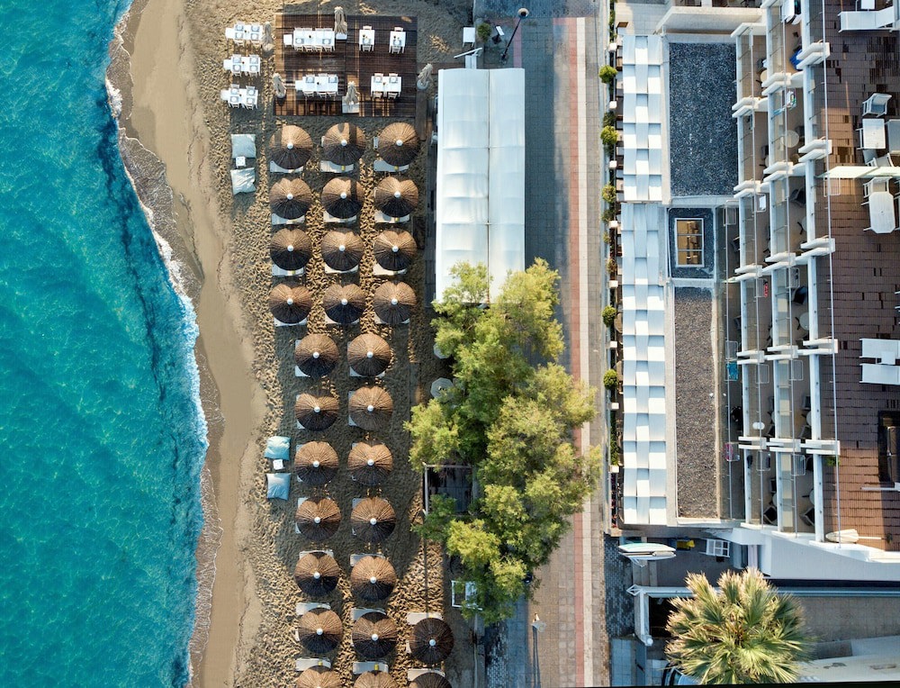 Golden Star City Resort