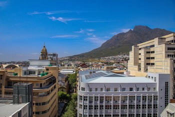 Cape Diamond Boutique Hotel
