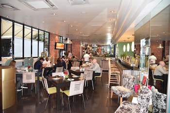Cape Diamond Boutique Hotel