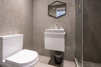 Cape Diamond Boutique Hotel