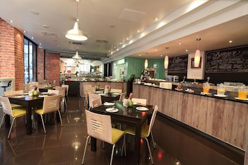 Cape Diamond Boutique Hotel