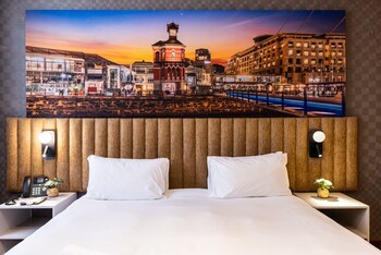 Cape Diamond Boutique Hotel