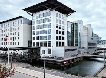 Copenhagen Island Hotel