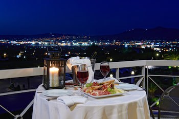 Royal Hotel