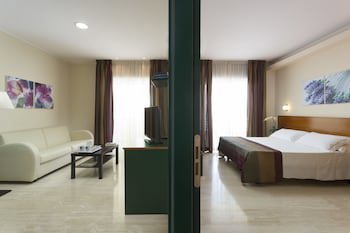 Astoria Suite Hotel fotoğrafı
