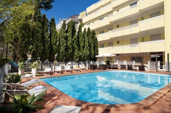 Astoria Suite Hotel